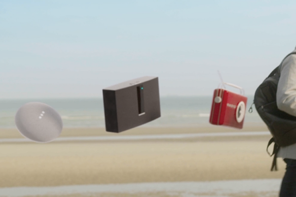 Radioplayer aan de kust
